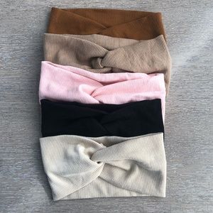 NWOT Women’s ribbed knit twist headbands 5 pack